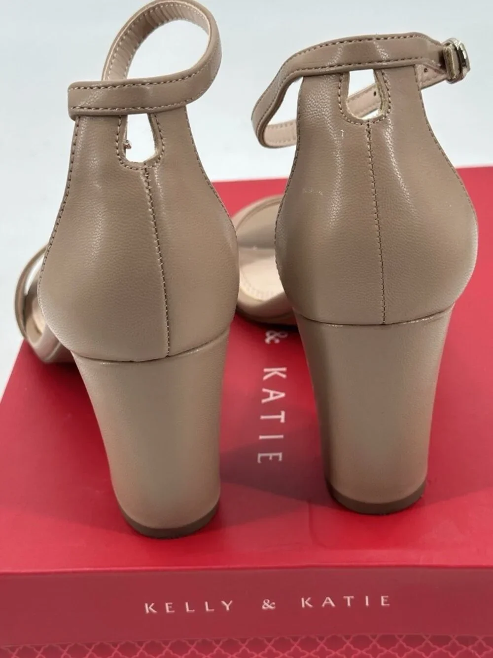 Kelly & Katie Hailee Sandal Taupe Block Heel Shoe  Ankle Strap Size 6.5M
